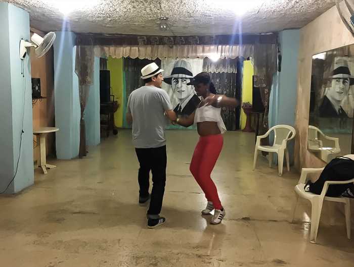 Dancing Bachata in Havana
