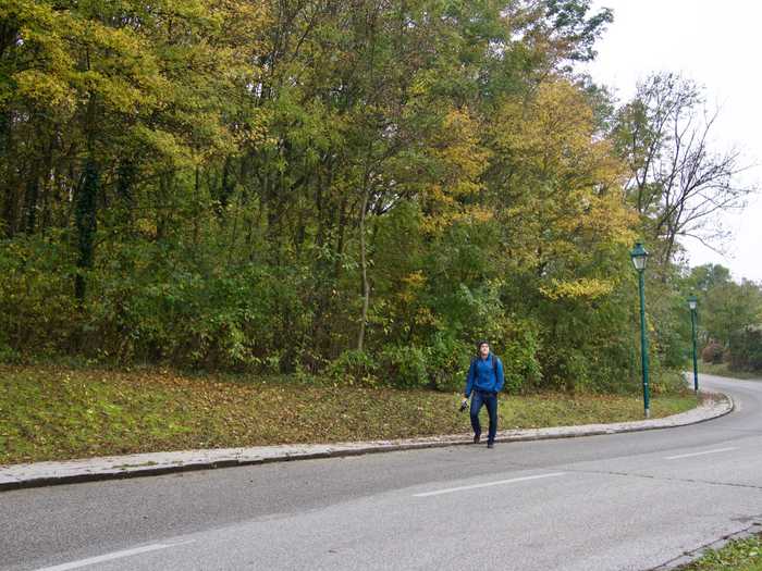 The walk up to the castle