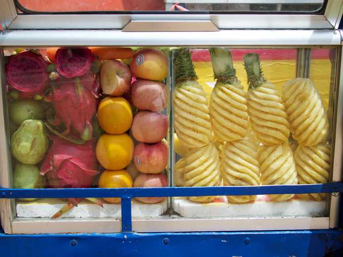 Grab a fresh fruit or smoothie in between temple visits